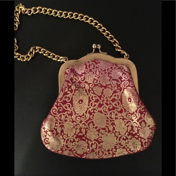 Handbags - Vintage purse
